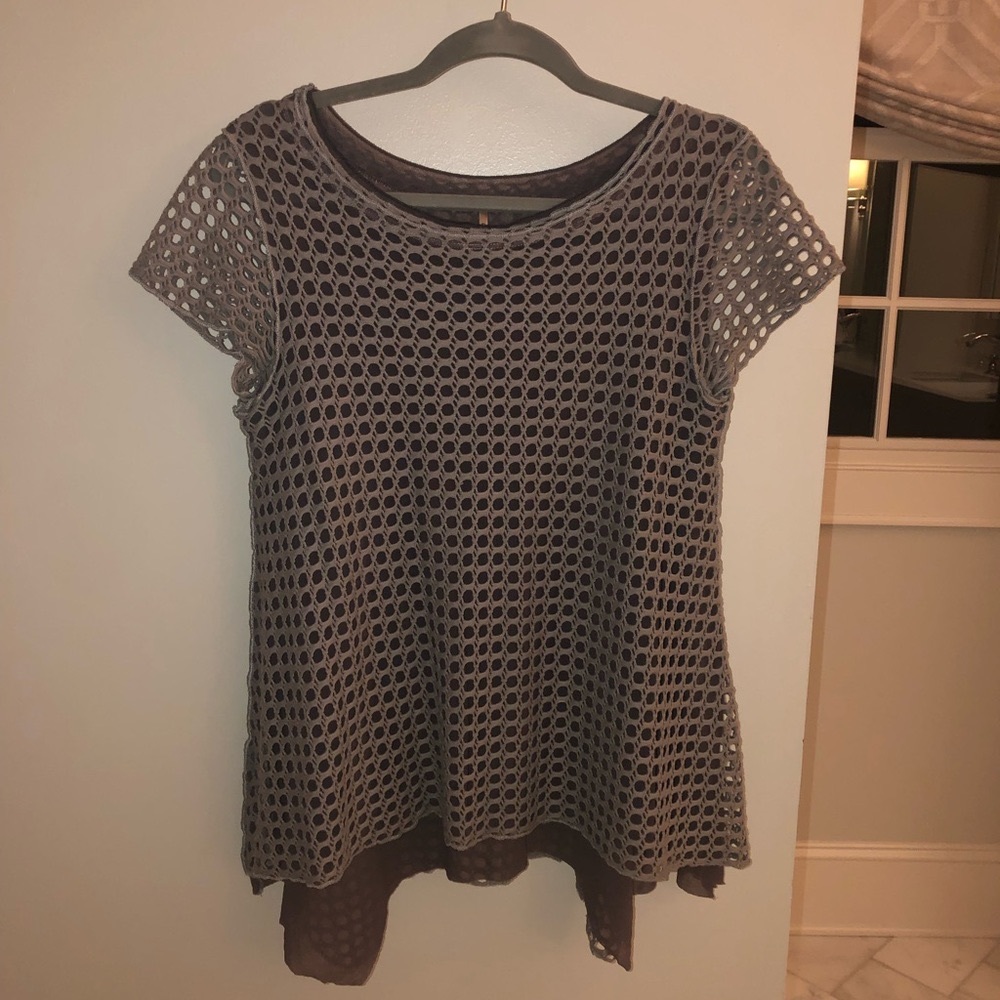 Cute top by pete